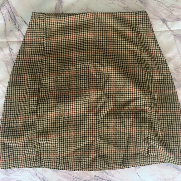brandy melville cara skirt! - Picture 1 of 3